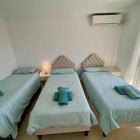 16 Persons -pool فيلة