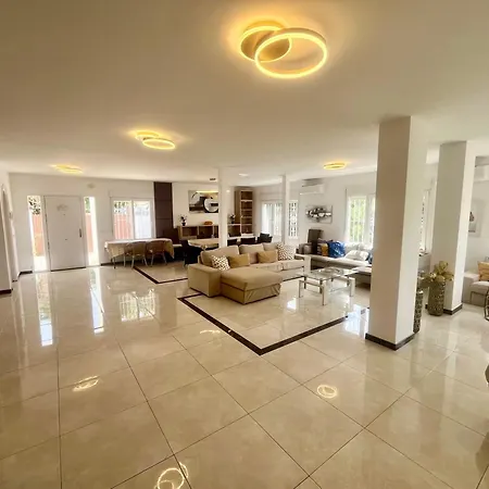 16 Persons -pool Villa Marbella